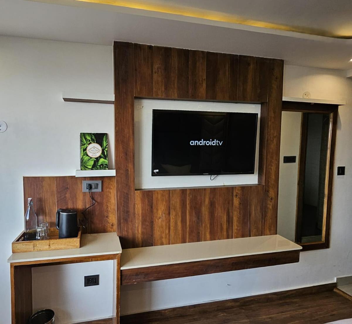 The Central Vista - Simla Royale Near Mall Road Free Pickup From Railway Station Simla Shimla Exterior foto